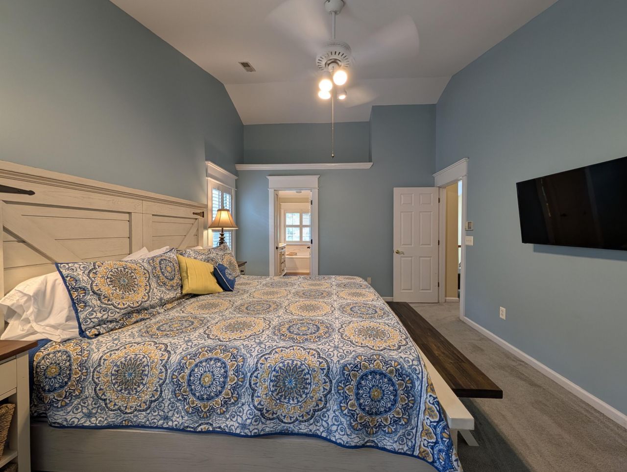 1920 Oak Tree Lane Photo 23