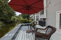 1920 Oak Tree Lane photo 4