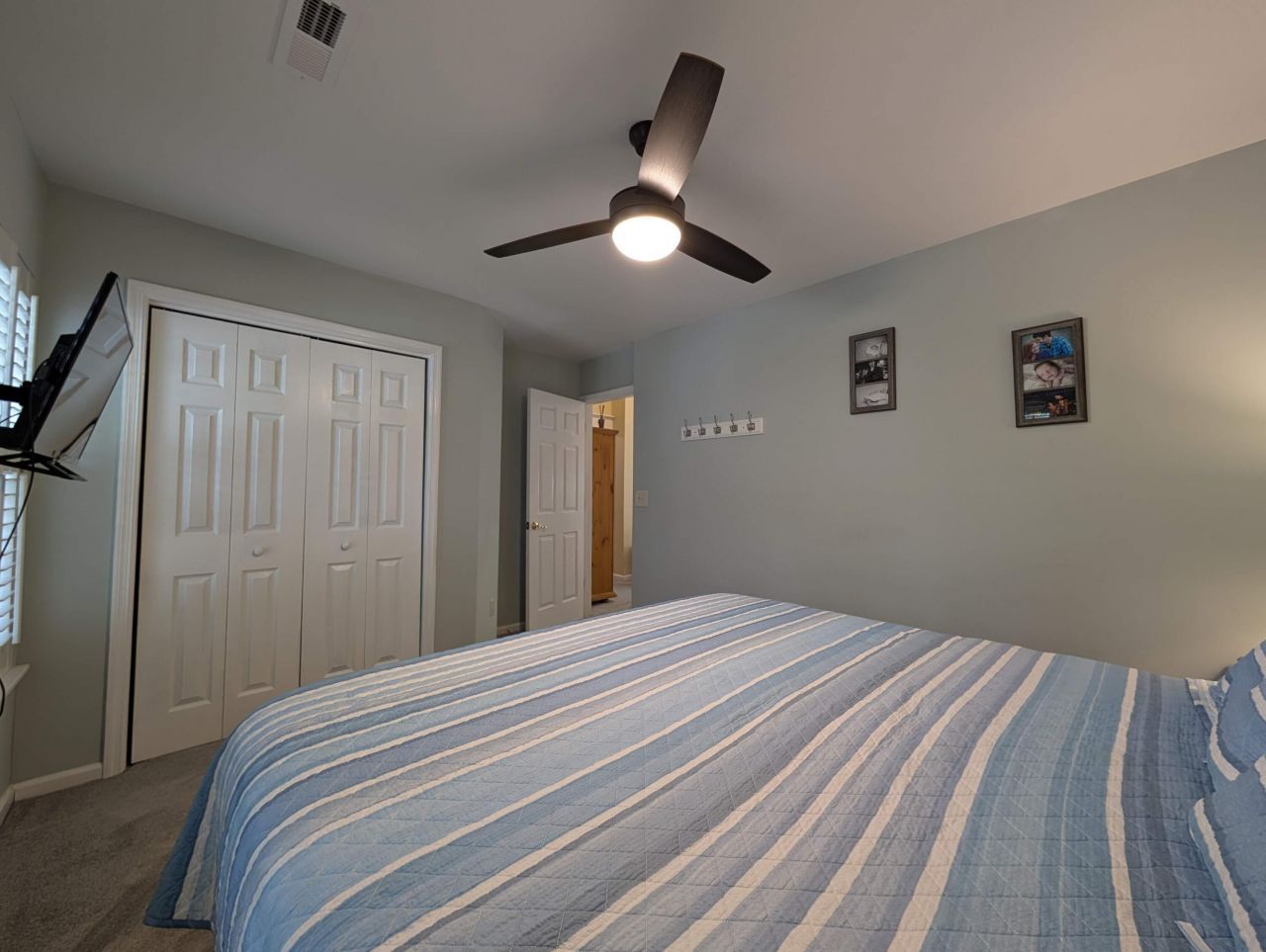 1920 Oak Tree Lane Photo 30