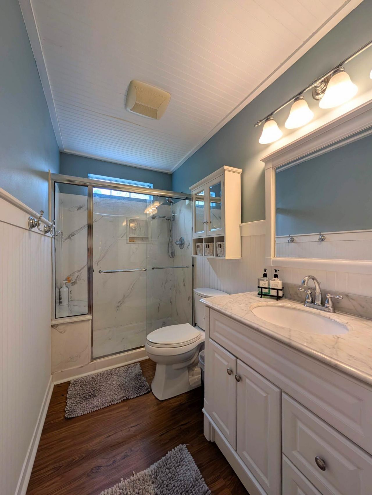 1920 Oak Tree Lane Photo 32