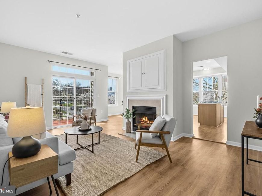 502 King Farm Boulevard, Unit 207, Rockville, MD 20850 Main Photo