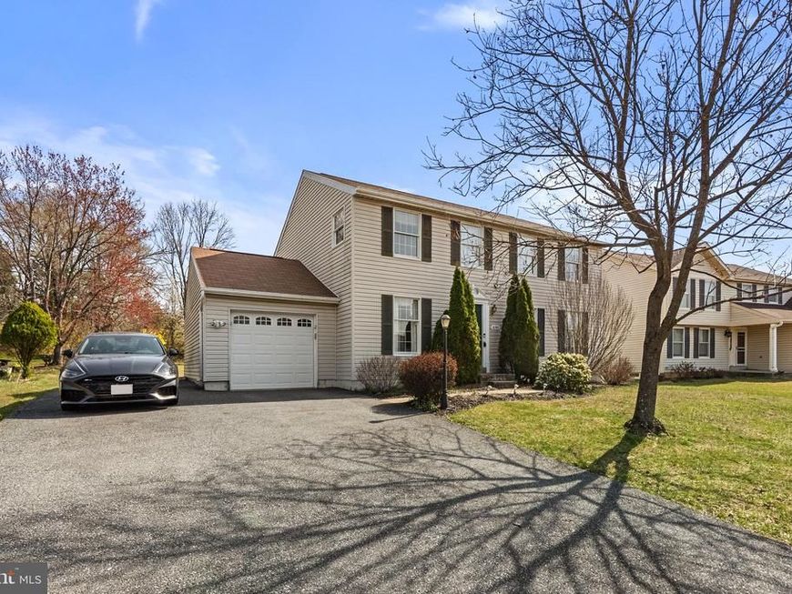 8745 Cardinal Forest Circle, Laurel, MD 20723 Main Photo