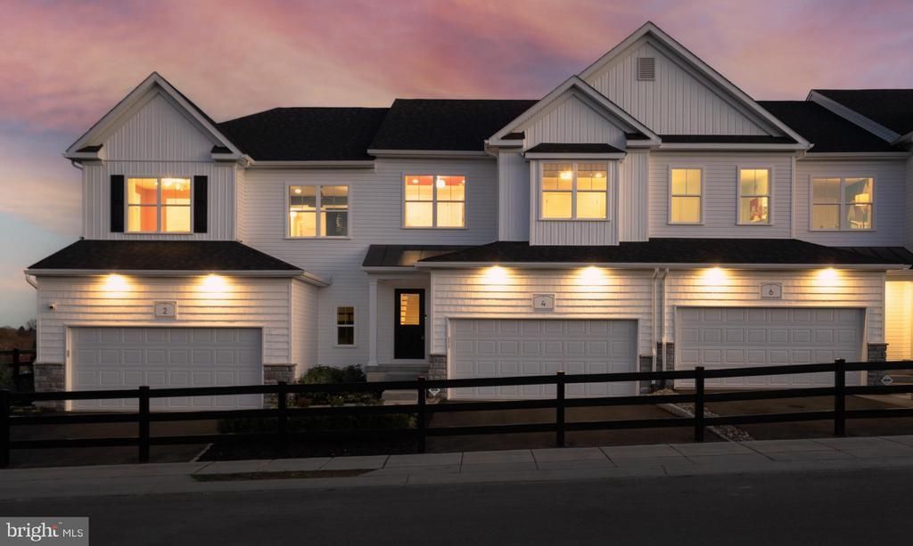 217 CAPRI DRIVE , GLENMOORE, PA 19343