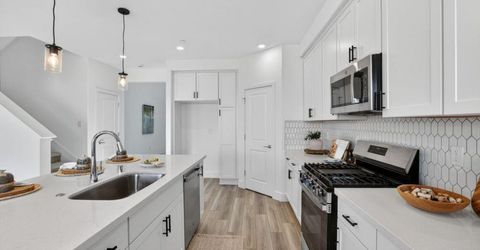 9975 Common Yarrow Way, Sacramento, CA 95829 Photo