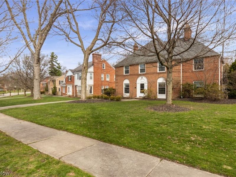 22275 Calverton Road, Shaker Heights, OH 44122 Photo 3