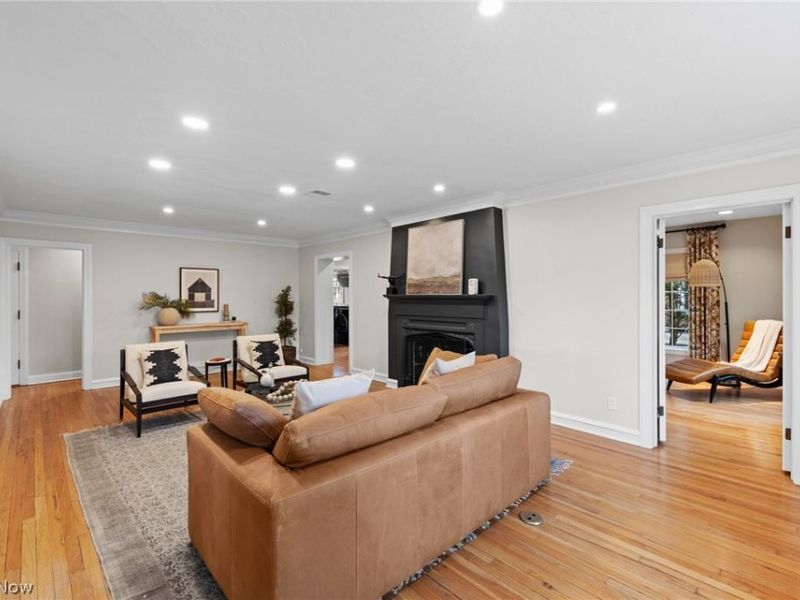 22275 Calverton Road, Shaker Heights, OH 44122 Photo 7