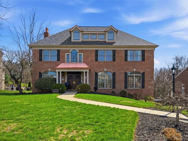 113 Amy Jo Lane, Coraopolis, PA 15108