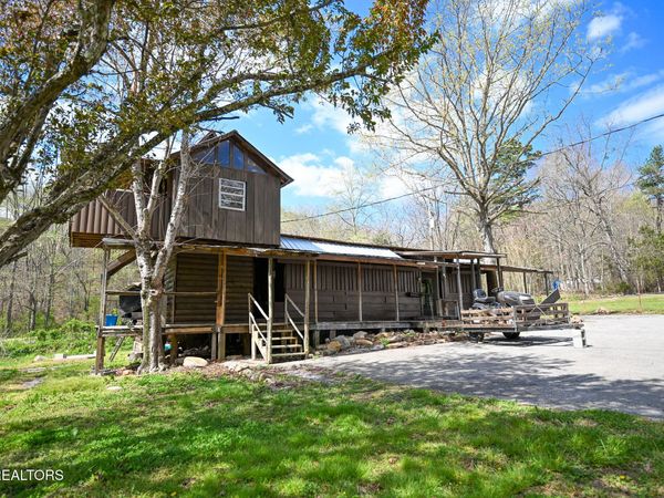 1941 Bluff Mountain Rd, Sevierville, TN 37876