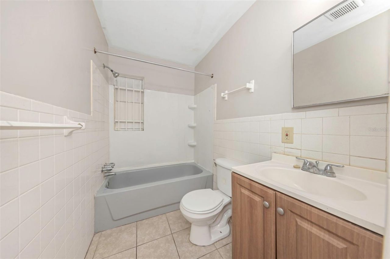 2423 Auburn Street S, Saint Petersburg, FL 33712 Photo