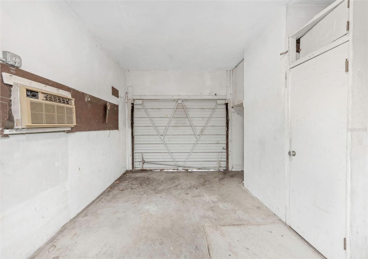 2423 Auburn Street S, Saint Petersburg, FL 33712 Photo