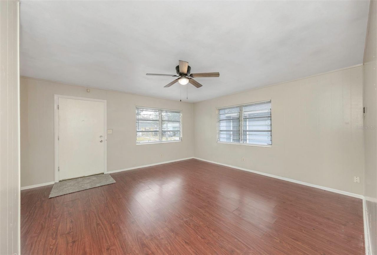 2423 Auburn Street S, Saint Petersburg, FL 33712 Photo