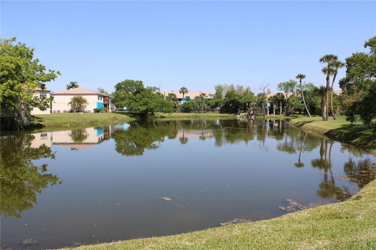 5062 Live Oak Circle, Unit 5026, Bradenton, FL 34207 Photo