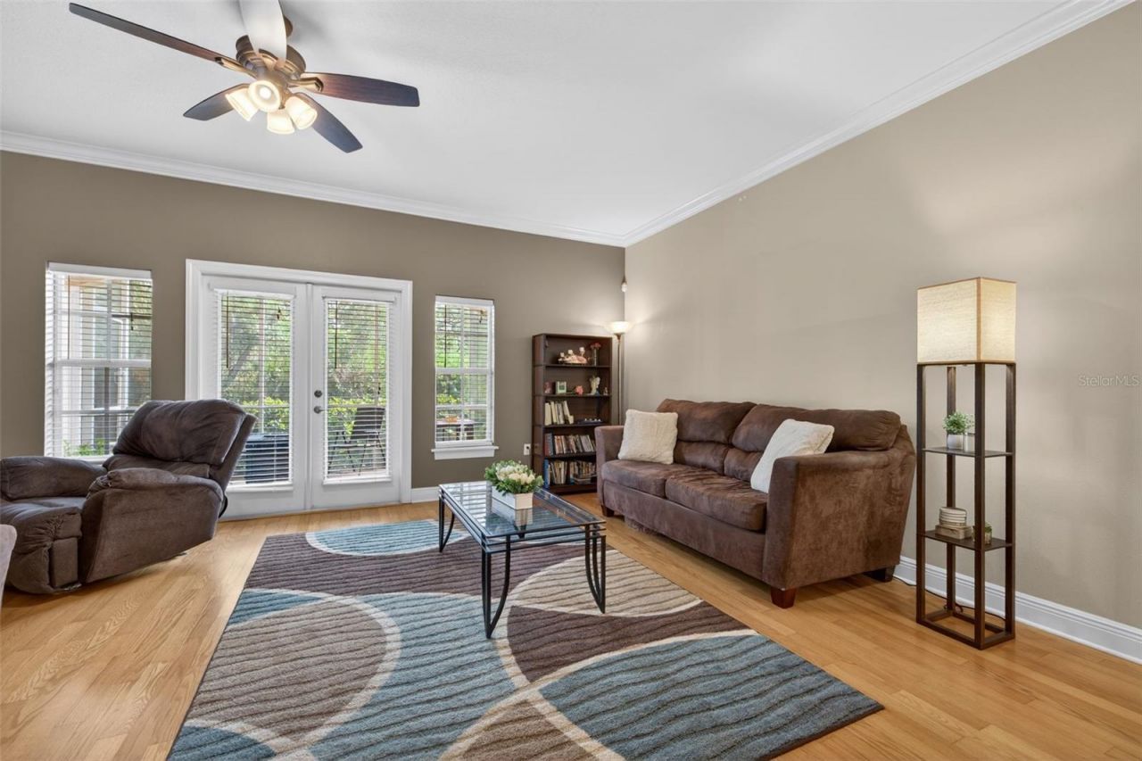 184 Valencia Circle , Saint Petersburg, FL 33716 Photo