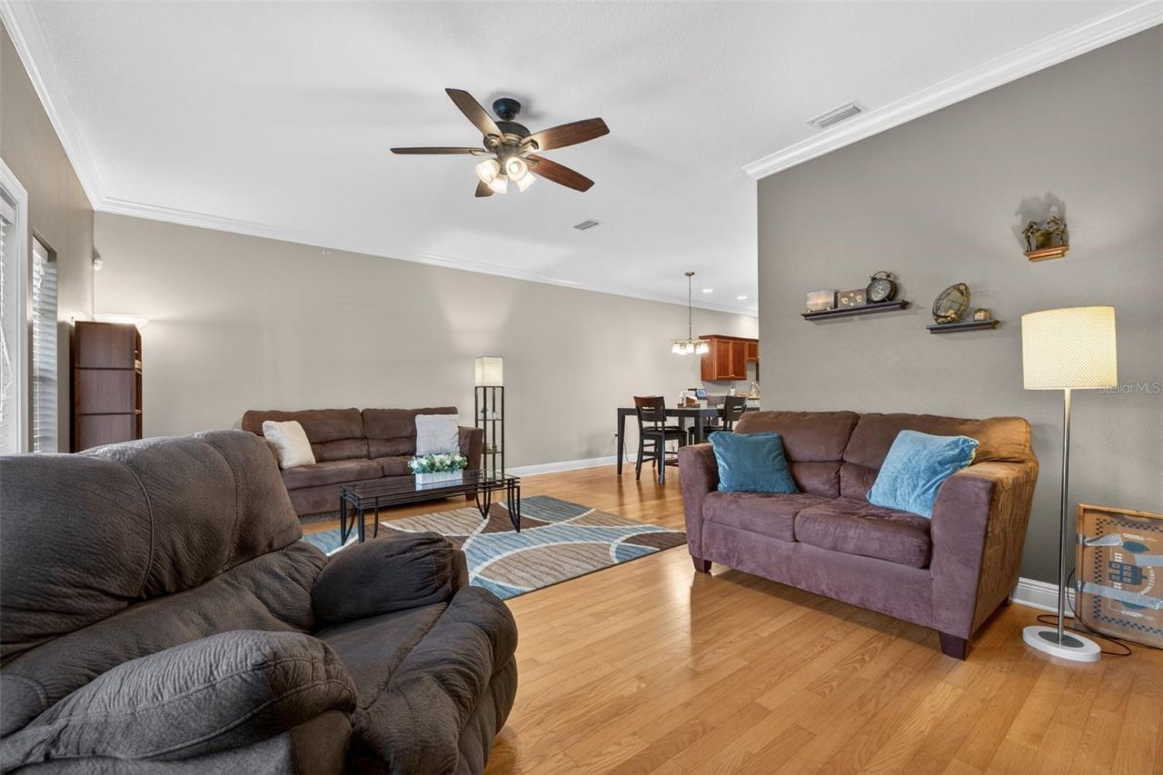 184 Valencia Circle , Saint Petersburg, FL 33716 Photo