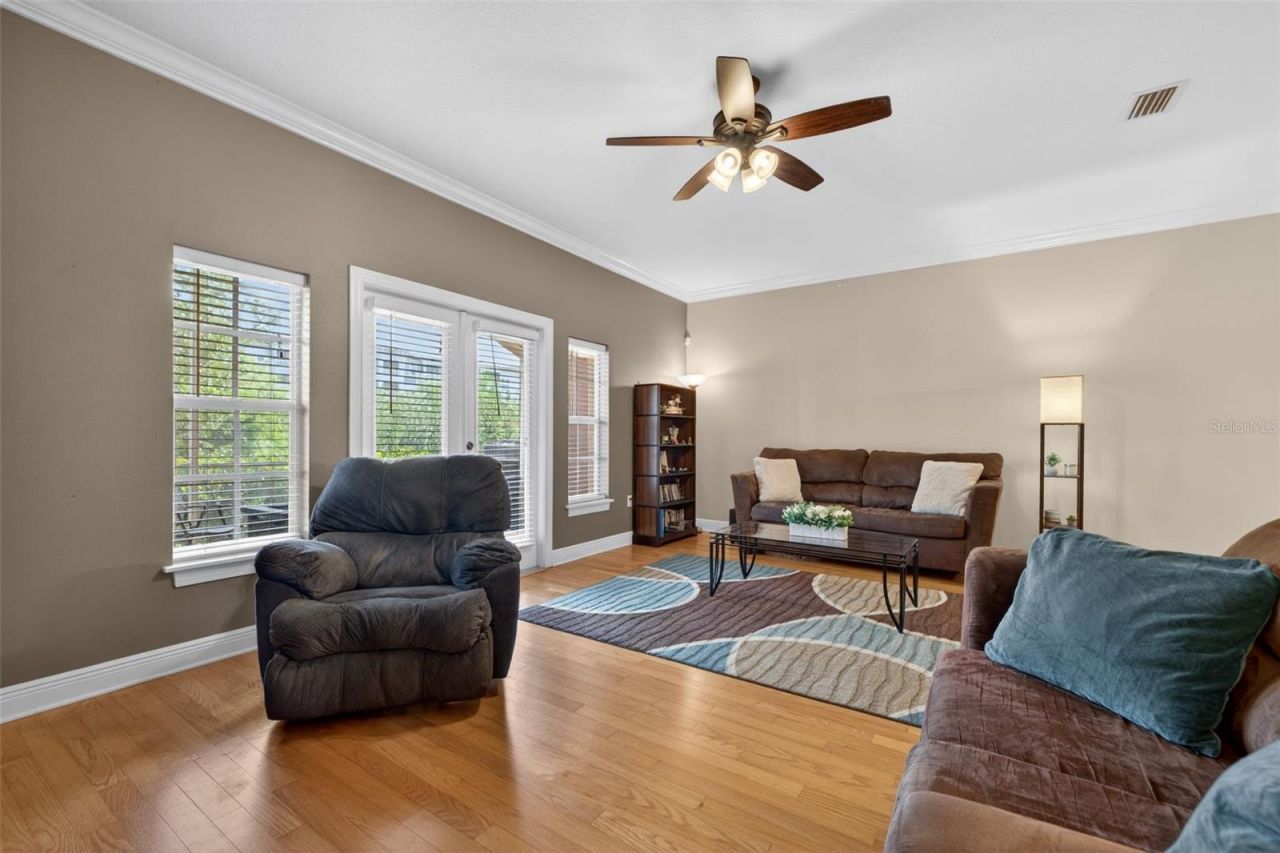 184 Valencia Circle , Saint Petersburg, FL 33716 Photo