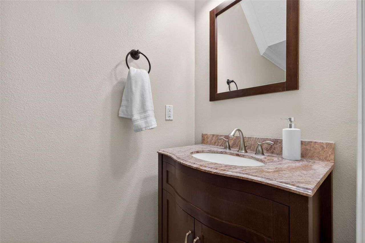 184 Valencia Circle , Saint Petersburg, FL 33716 Photo