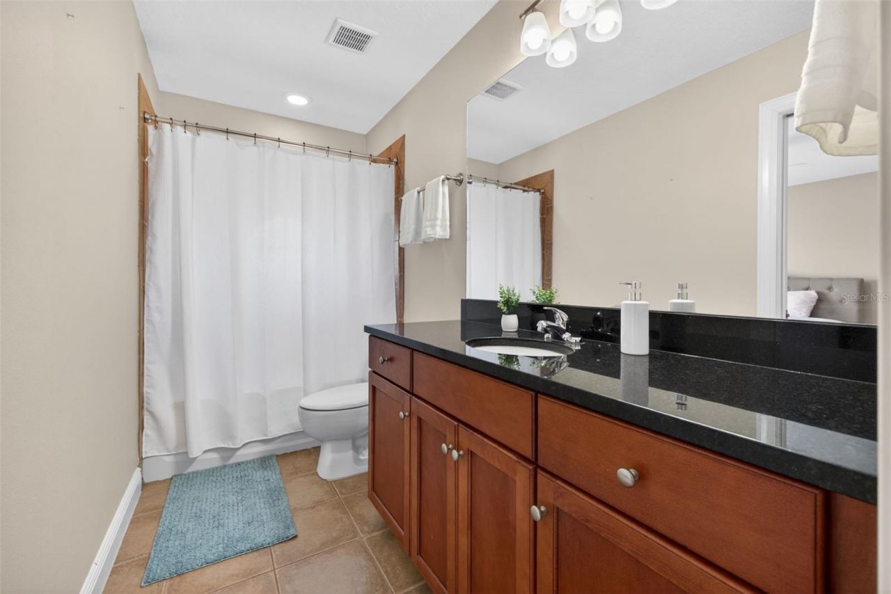 184 Valencia Circle , Saint Petersburg, FL 33716 Photo