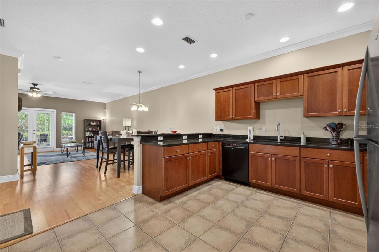 184 Valencia Circle , Saint Petersburg, FL 33716 Photo