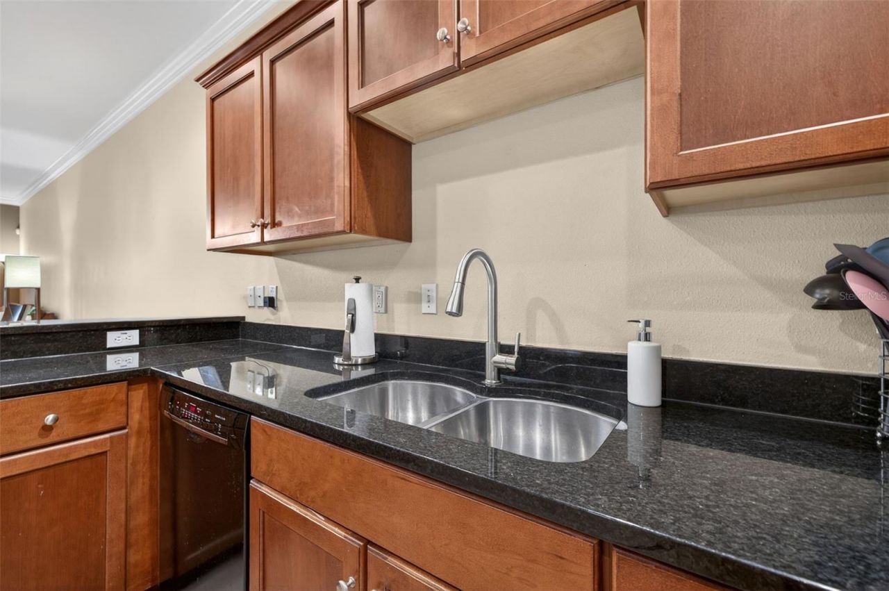 184 Valencia Circle , Saint Petersburg, FL 33716 Photo