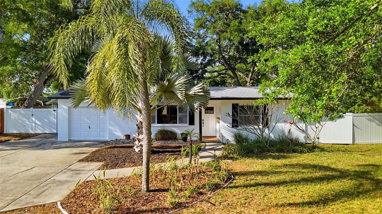 1349 78th Avenue N, Saint Petersburg, FL 33702 Photo