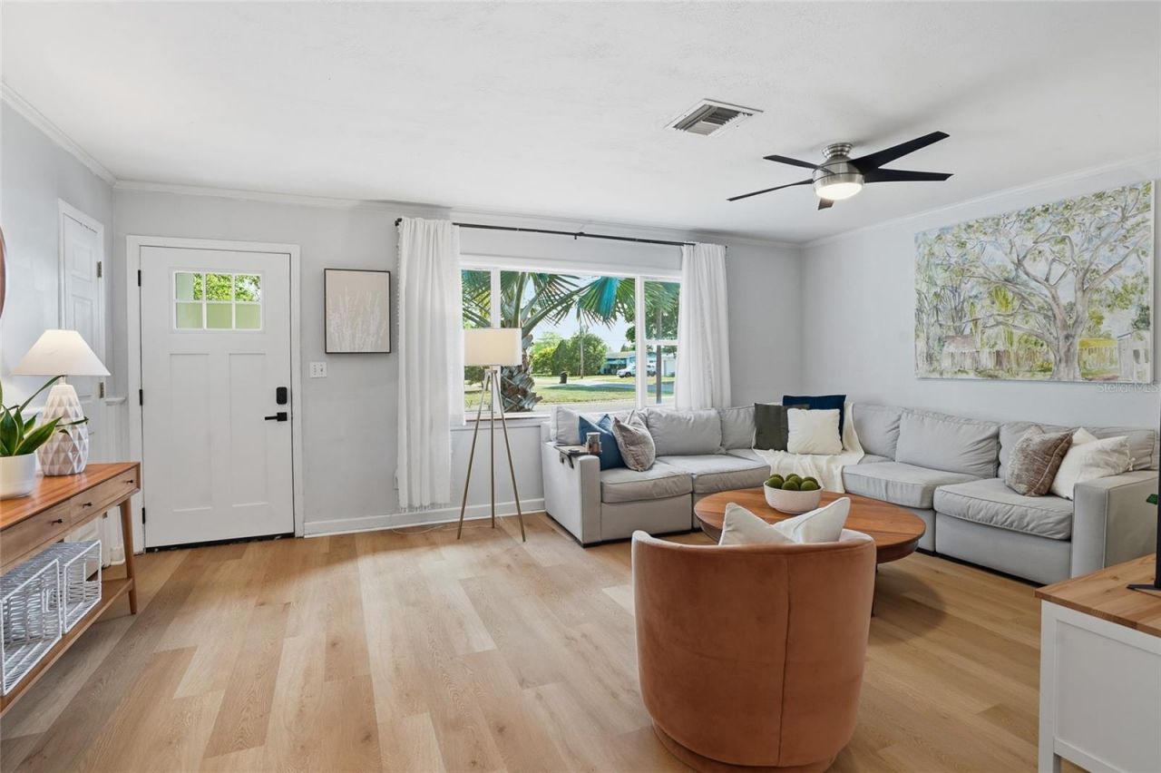 1349 78th Avenue N, Saint Petersburg, FL 33702 Photo