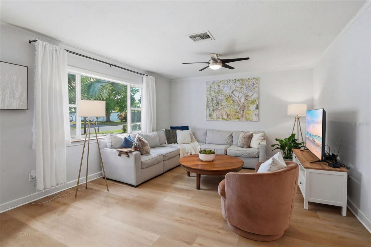 1349 78th Avenue N, Saint Petersburg, FL 33702 Photo