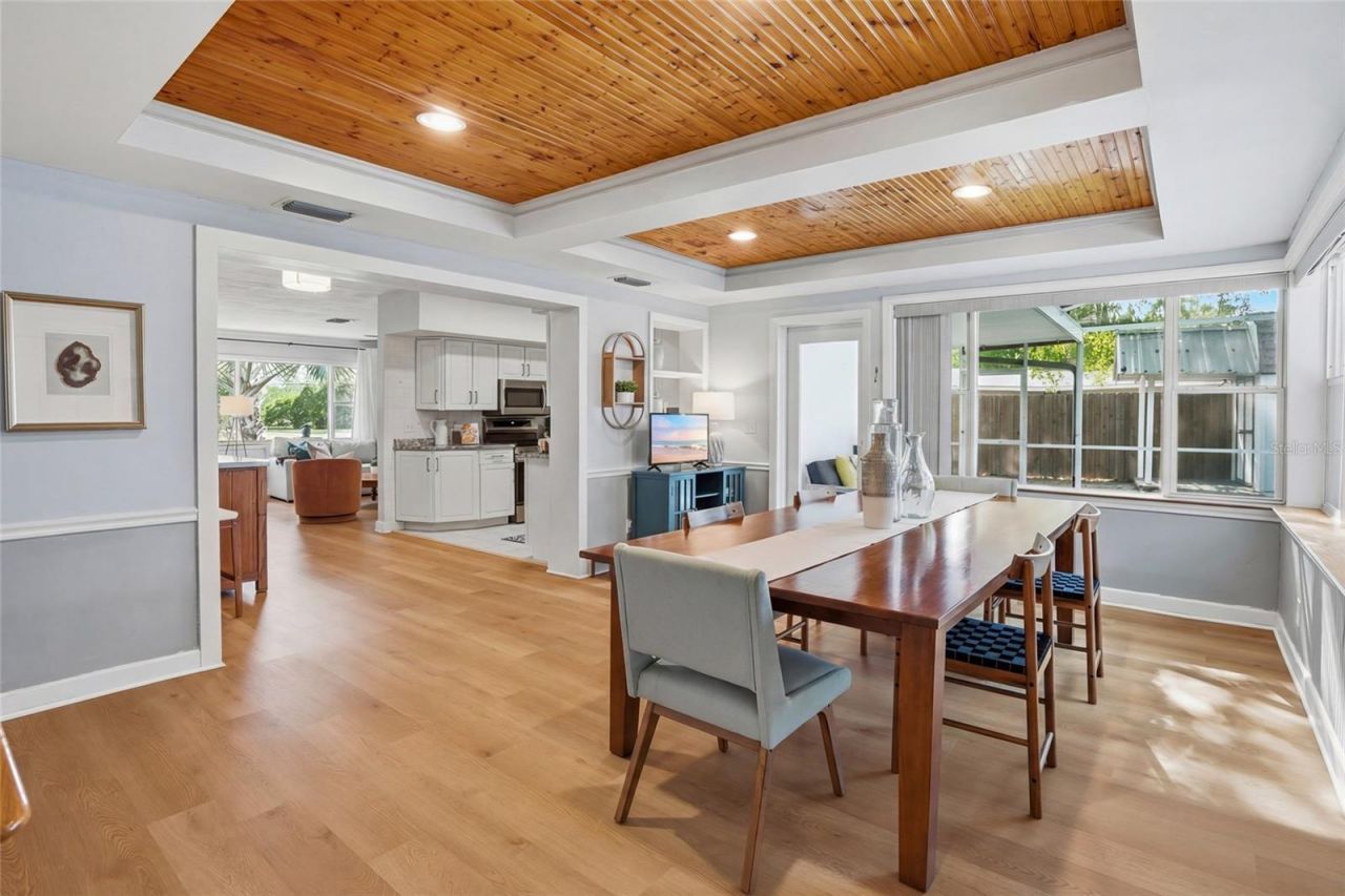 1349 78th Avenue N, Saint Petersburg, FL 33702 Photo