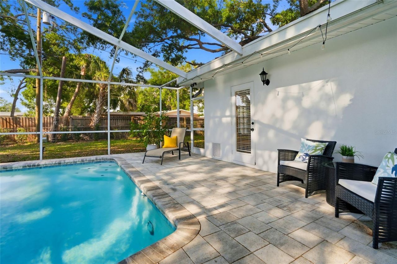 1349 78th Avenue N, Saint Petersburg, FL 33702 Photo