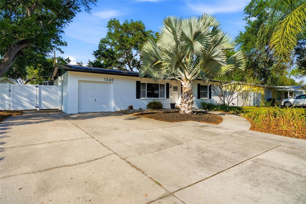 1349 78th Avenue N, Saint Petersburg, FL 33702 Photo