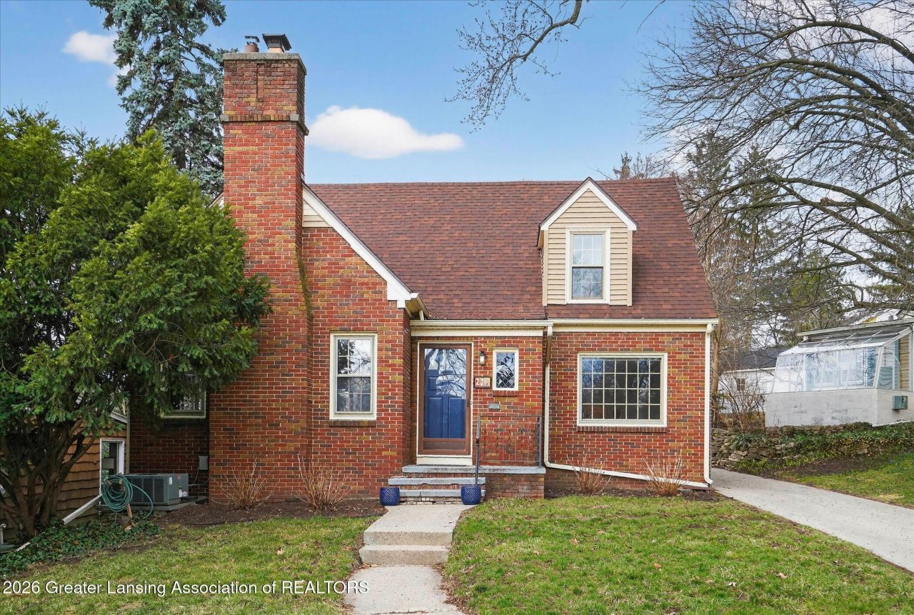 20 University Drive, East Lansing, MI 48823 Main Photo