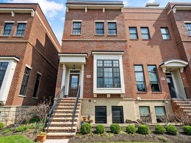 898 S Front Street , Columbus, OH 43206 Photo 1