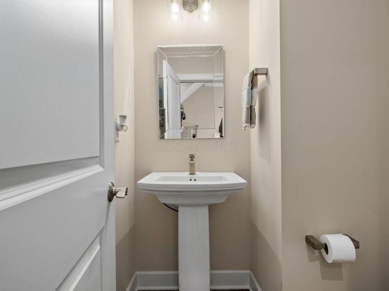 898 S Front Street , Columbus, OH 43206 Photo 24