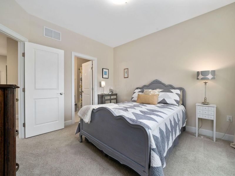 898 S Front Street , Columbus, OH 43206 Photo 47