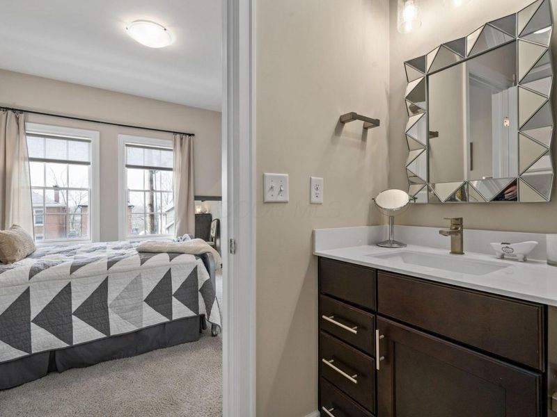 898 S Front Street , Columbus, OH 43206 Photo 50