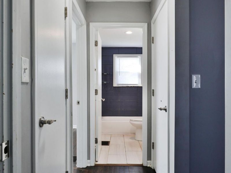 979 Urana Avenue, Columbus, OH 43224 Photo 11