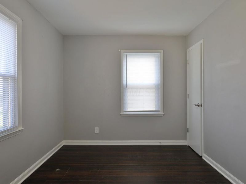 979 Urana Avenue, Columbus, OH 43224 Photo 17