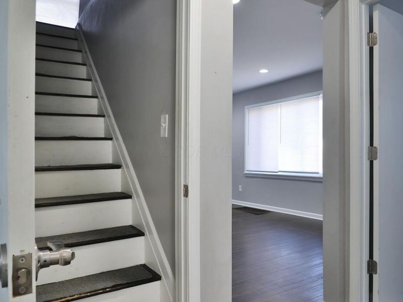 979 Urana Avenue, Columbus, OH 43224 Photo 18