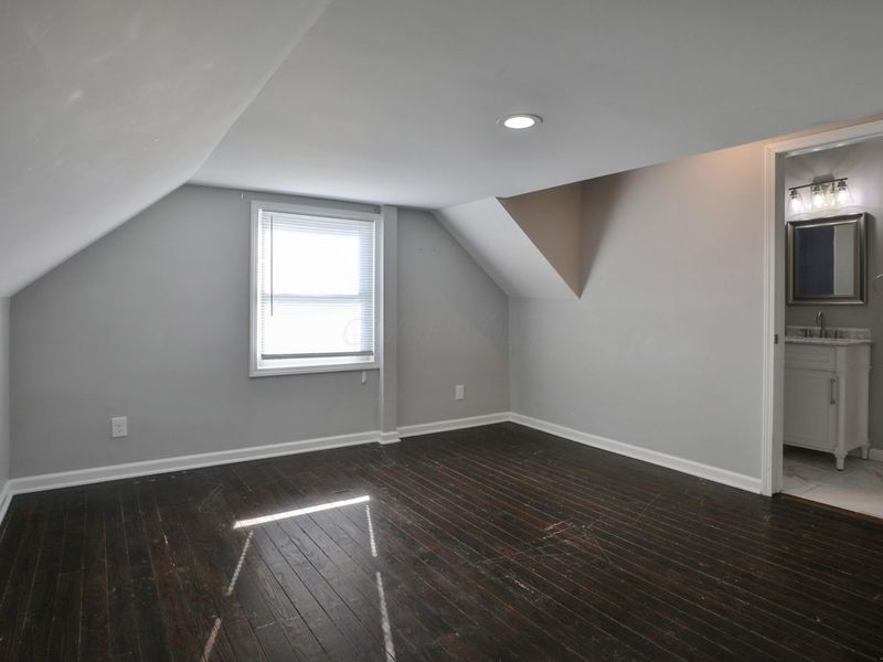 979 Urana Avenue, Columbus, OH 43224 Photo 22