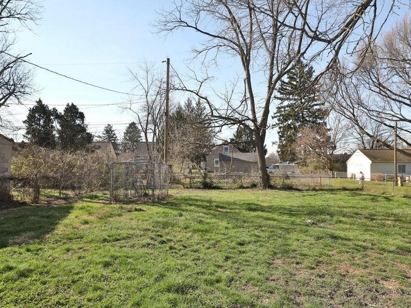 979 Urana Avenue, Columbus, OH 43224 Photo 34