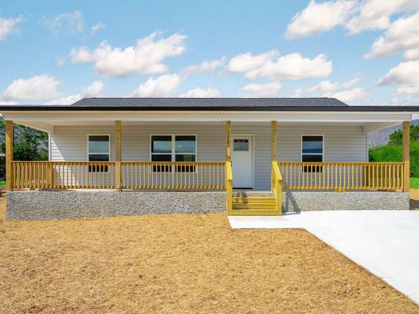 150 Galloway Airport Road, Dunlap, TN 37327