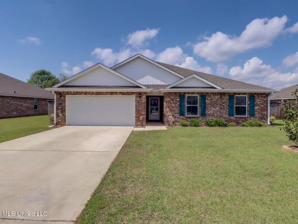 9475 Emersyn Lane, Biloxi, MS 39532