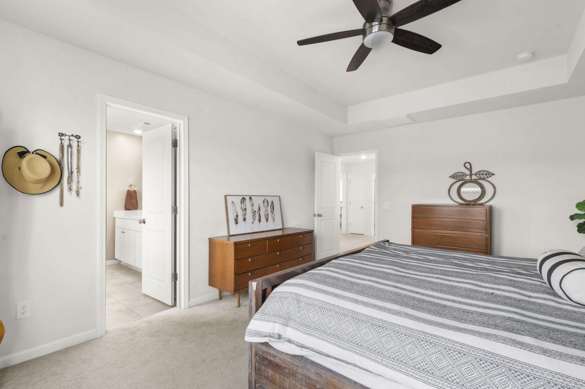 125 Garden Lily Lane Photo 29
