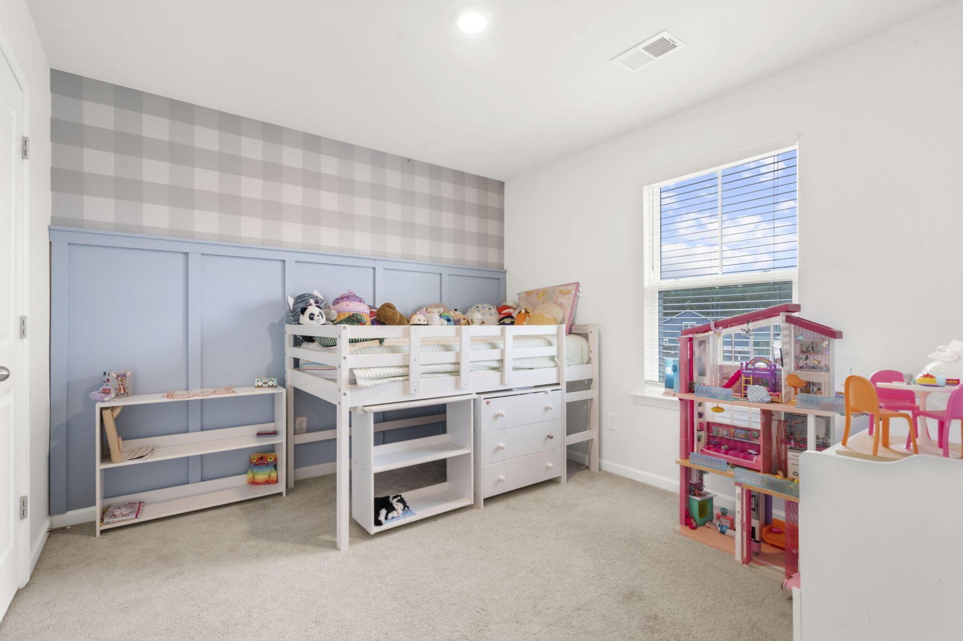 125 Garden Lily Lane Photo 37