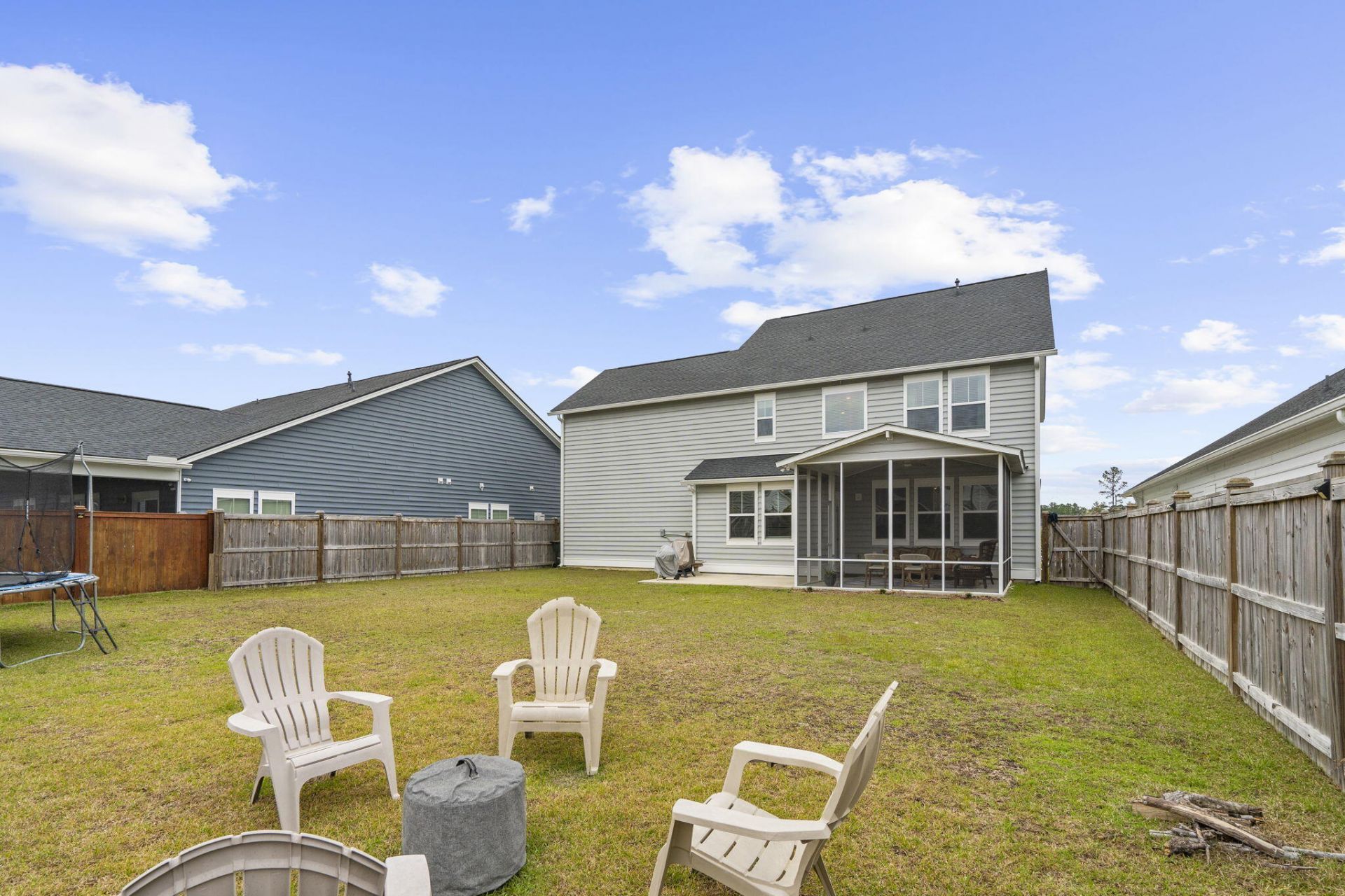 125 Garden Lily Lane Photo 45