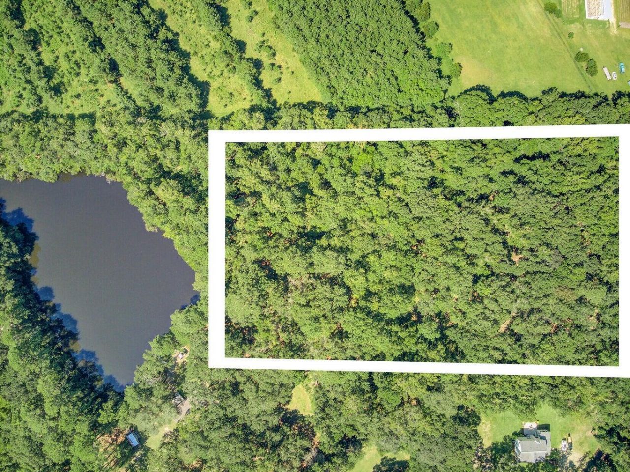 4009 Poppys Point Photo 1