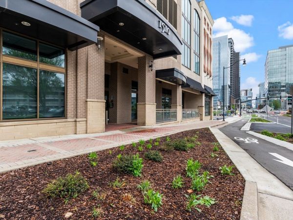 1510 Demonbreun St , Unit 706, Nashville, TN 37203