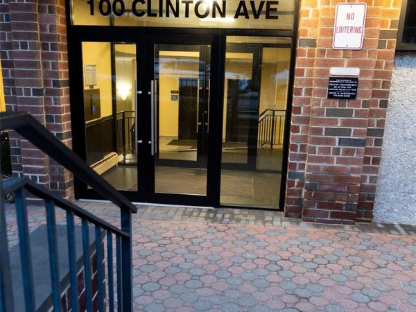 100 Clinton Avenue , Unit 2E, Mineola, NY 11504