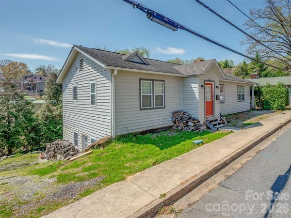 120 E Howard Street, Tryon, NC 28782