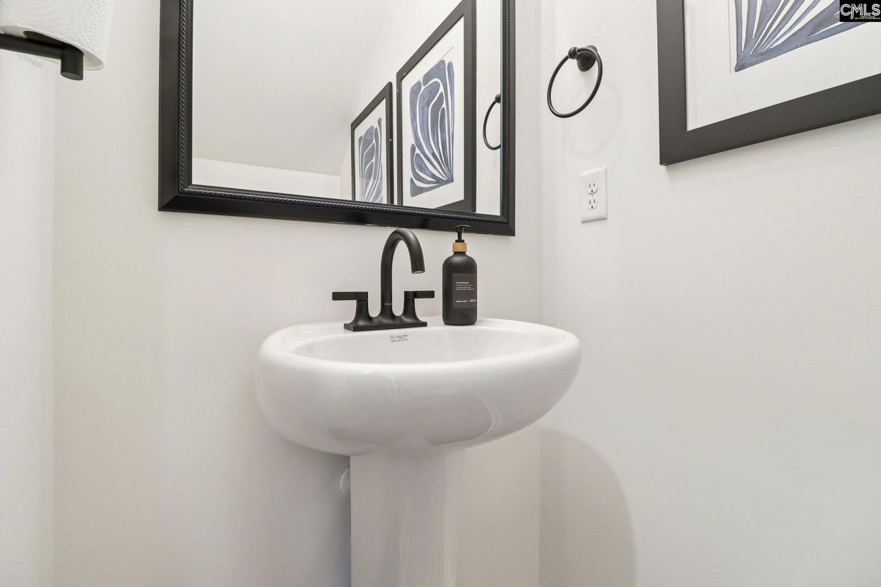 2022 Armada Road Photo 22