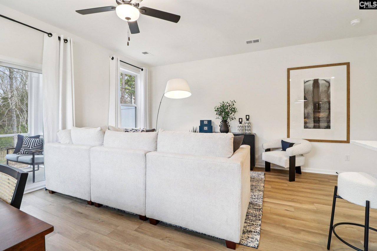 2022 Armada Road Photo 4